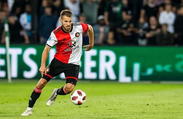 他被冠以 他被冠以