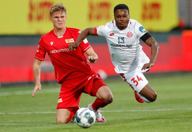 制造威胁 制造威胁